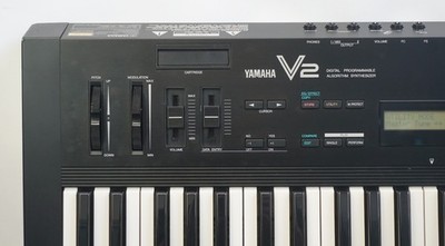 Yamaha V2 (DX11) Polyphonic Vintage 80's Digital FM Synthesiser