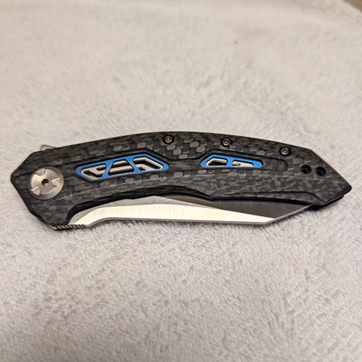 Zero Tolerance ZT 0762 Carbon Fiber Handle Manual Flipper Frame Lock Blue 