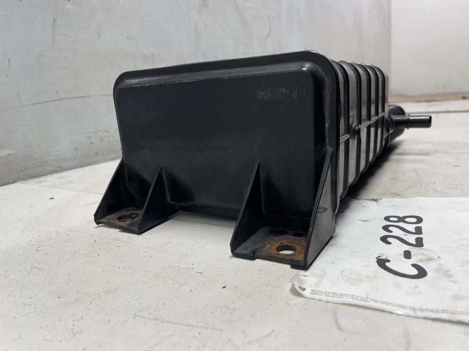 Fiat 500L 2014 gasolina emisión combustible llenado bote de vapor fabricante de equipos originales+ Foto 3 de 4