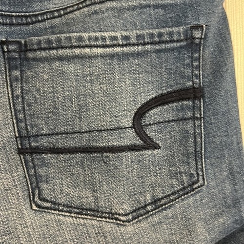AMERICAN EAGLE Size 2 NWT Shortie Low Rise Stretch Denim Jean Shorts Raw Hem - Bild 4 von 9