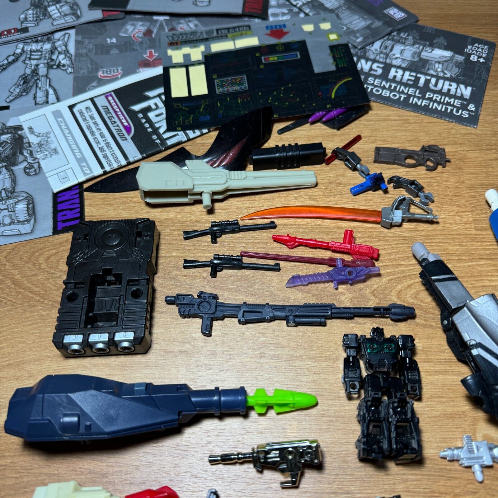 Transformers Accessory Weapon Gun Lot Action Figure Toy Hasbro vtg Booklet