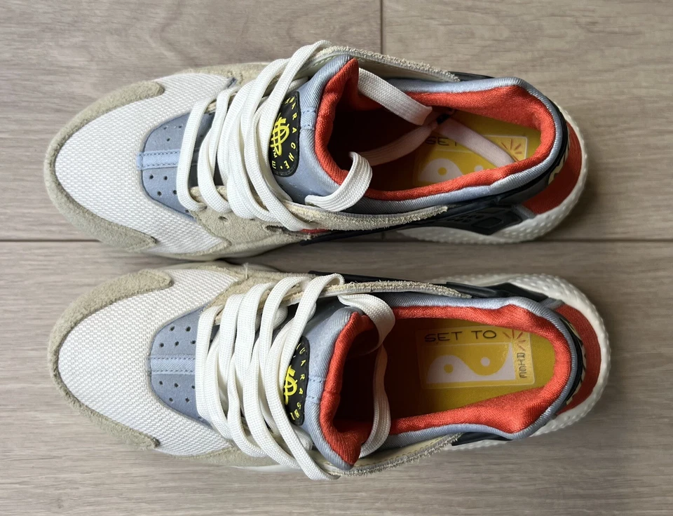 Niños Nike Huarache Run Yin Yang Azul Gris Rojo Negro DV2196-700 Talla 4Y 2021 Foto 2 de 4