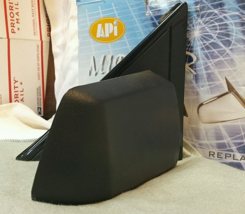 Right Textured Manual Standard Side Mirror For 94-98 Sonoma S10 Pickup Truck - Picture 3 of 9