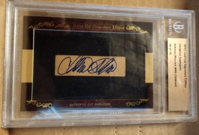 Leaf Cut Signature Christina Applegate Autograph Married with Children ...