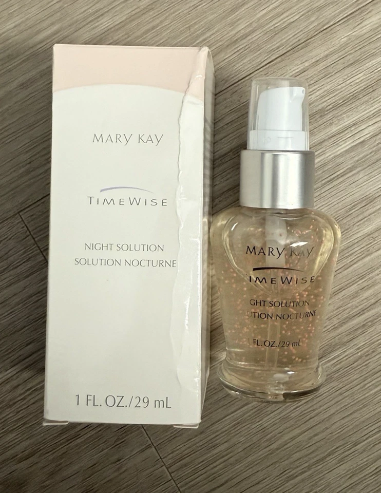 Solución nocturna Mary Kay TimeWise para todo tipo de piel 1 fl oz / 29 ml nueva en caja Foto 2 de 4