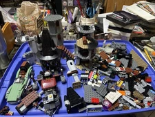 Monster Fighters Crazy Scientist & Monster Vampire Castle Zombie Bride Parts Lot