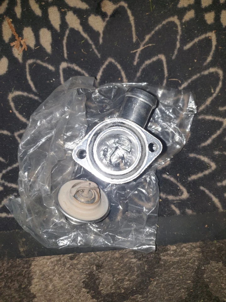 Kühler Inline-Einfüllstutzen Polierter Kühlmittelrohr-Einfüllstutzen Mit - Bild 3 von 4