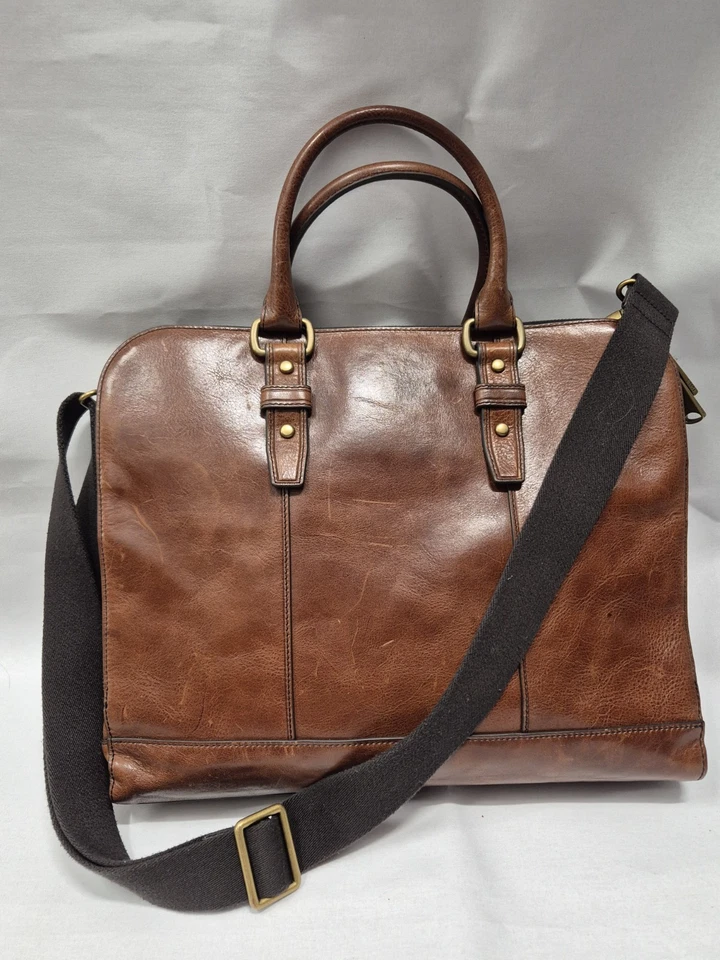 FOSSIL DILLON PILOT BAG cognac 41x35x9cm leather handles laptop strap section - Image 2 of 4