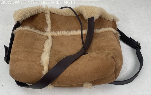 UGG Australia Sheepskin Suede Shearling Lined Shoulder Bag Hobo Purse -AS IS - Picture 6 of 6