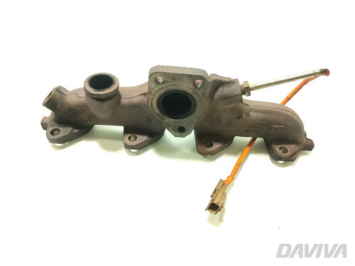 Nissan Juke Abgaskrümmer 1.5 dCi Diesel 81kW (110 HP) 8200921749 2012 Grau SUV