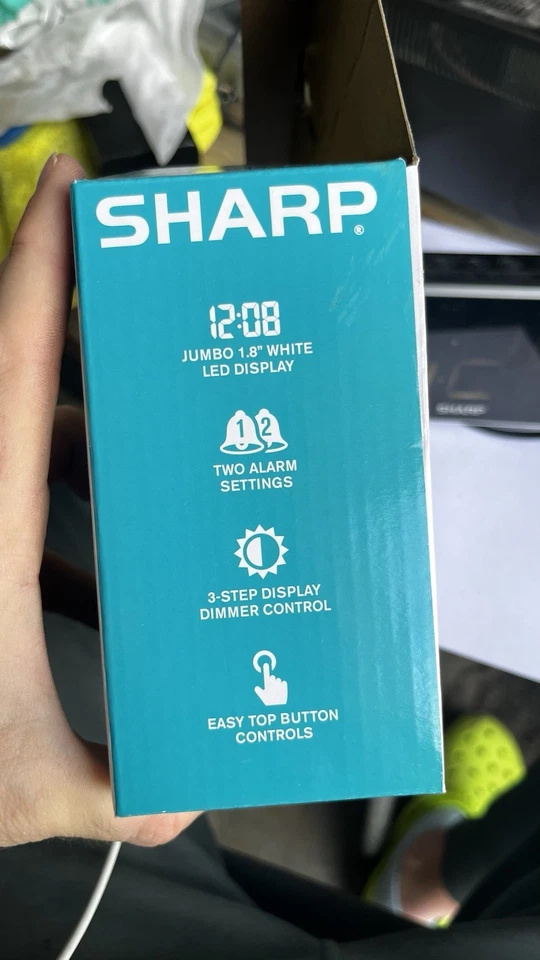 Sharp Digital Alarm Clock SPC736 – Dual Alarm, Jumbo LED Display - Image 3 of 4