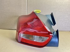 Ford Focus Heckleuchte links F1EB13405 Bj 2015 2910474