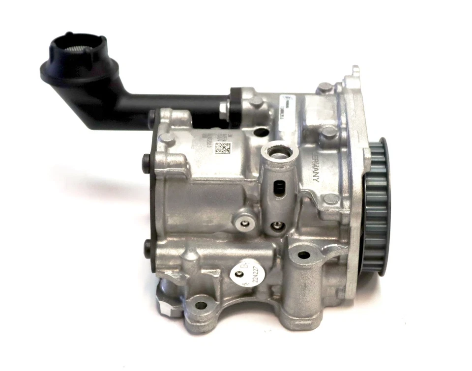 Vacuum / Oil Pump for VW Volkswagen Golf 1.6 & 2.0 TDi - 04L145208D - Image 3 of 4