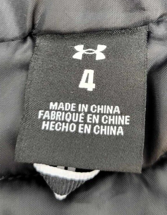Chaqueta acolchada Under Armour Pronto para niños talla 4 (negra) Foto 3 de 3