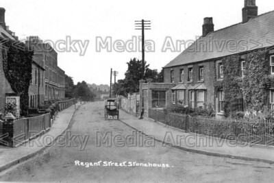 dcc-1 Regent Street, Stonehouse bei Stroud, Gloucestershire. Foto