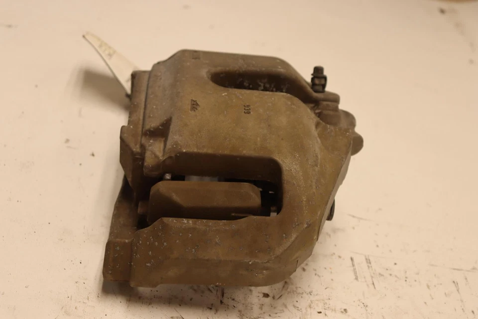 2011-2015 BMW 740LI F01 F02 FRONT LEFT DRIVER SIDE BRAKE CALIPER OEM - Image 4 of 4