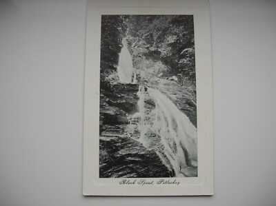 Pitlochry - Schwarzer Auslauf Wasserfall. (Ideale Serie Postkarte)