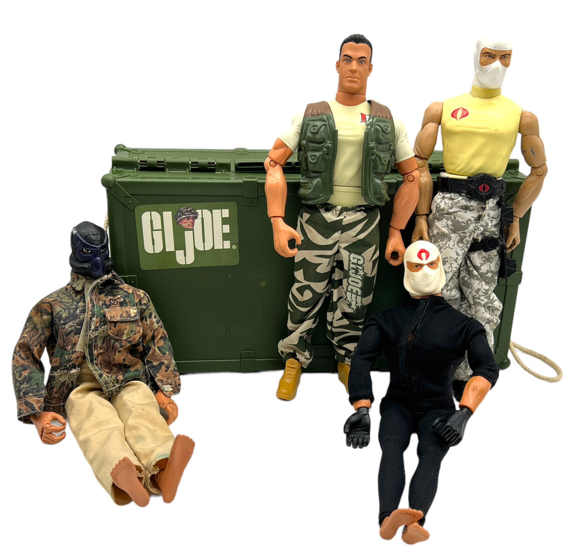 Vintage 1997 Hasbro GI Joe Plastic Footlocker & 4