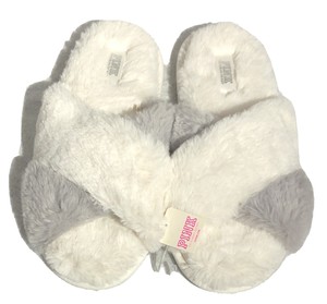 faux fur slippers victoria secret
