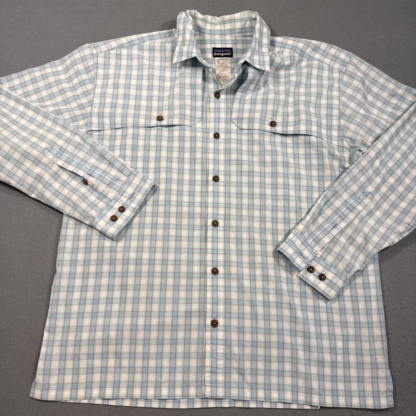 Patagonia Shirt Mens LARGE BLUE WHITE CHECK Button Up Vented Hiking Fishing