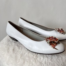 Salvatore Ferragamo leather shoes size 9B