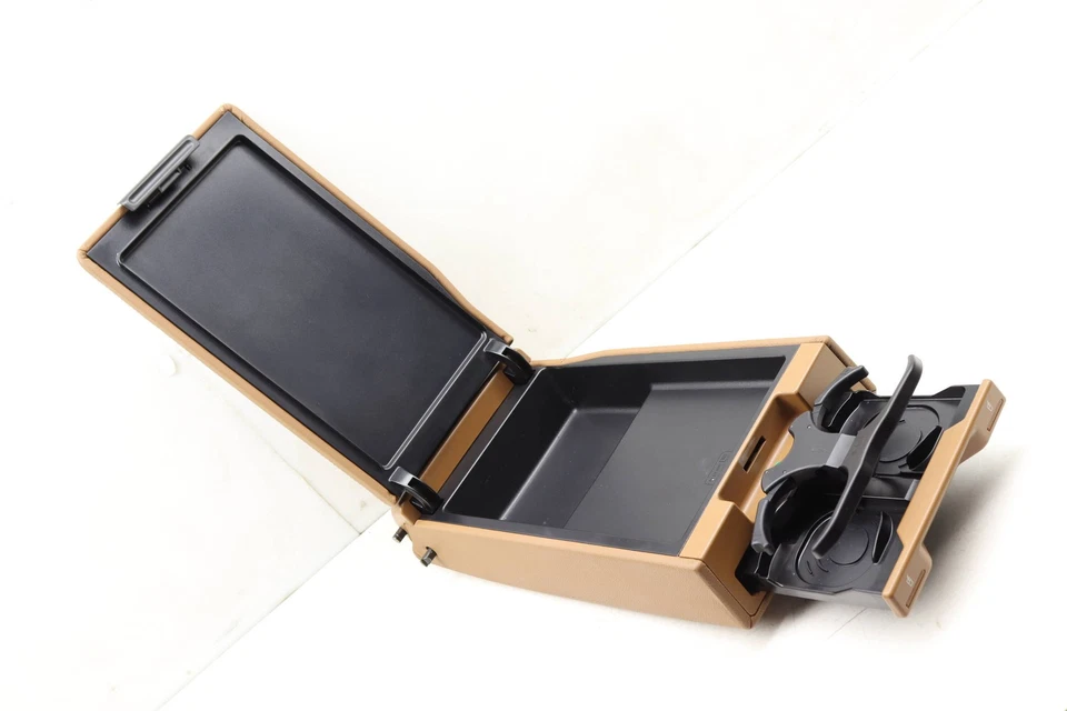 AUDI A6 2005-2008 - Apoyabrazos trasero / Portavasos 4F0885081D Foto 3 de 4