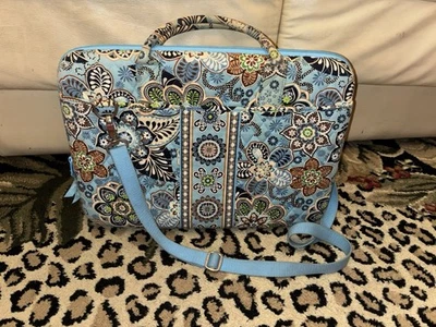 Vera Bradley Bali Blue Laptop Hard Case Padded 17”x12” Retired RARE Quilted NWOT - Image 1 of 4