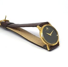 Delicato orologio da polso a carica manuale in oro 18kt " Baume & Mercier " - 1059