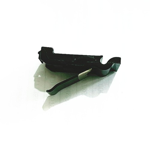 New Car Fuel Gas Door Cover Release Spring Clip For Toyota RAV4 2019 2020 2021 - Picture 3 of 5