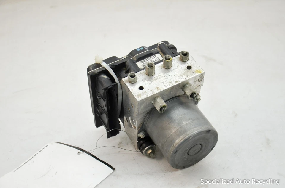 Infiniti G35 2008 ABS módulo de bomba de freno antibloqueo Foto 3 de 4