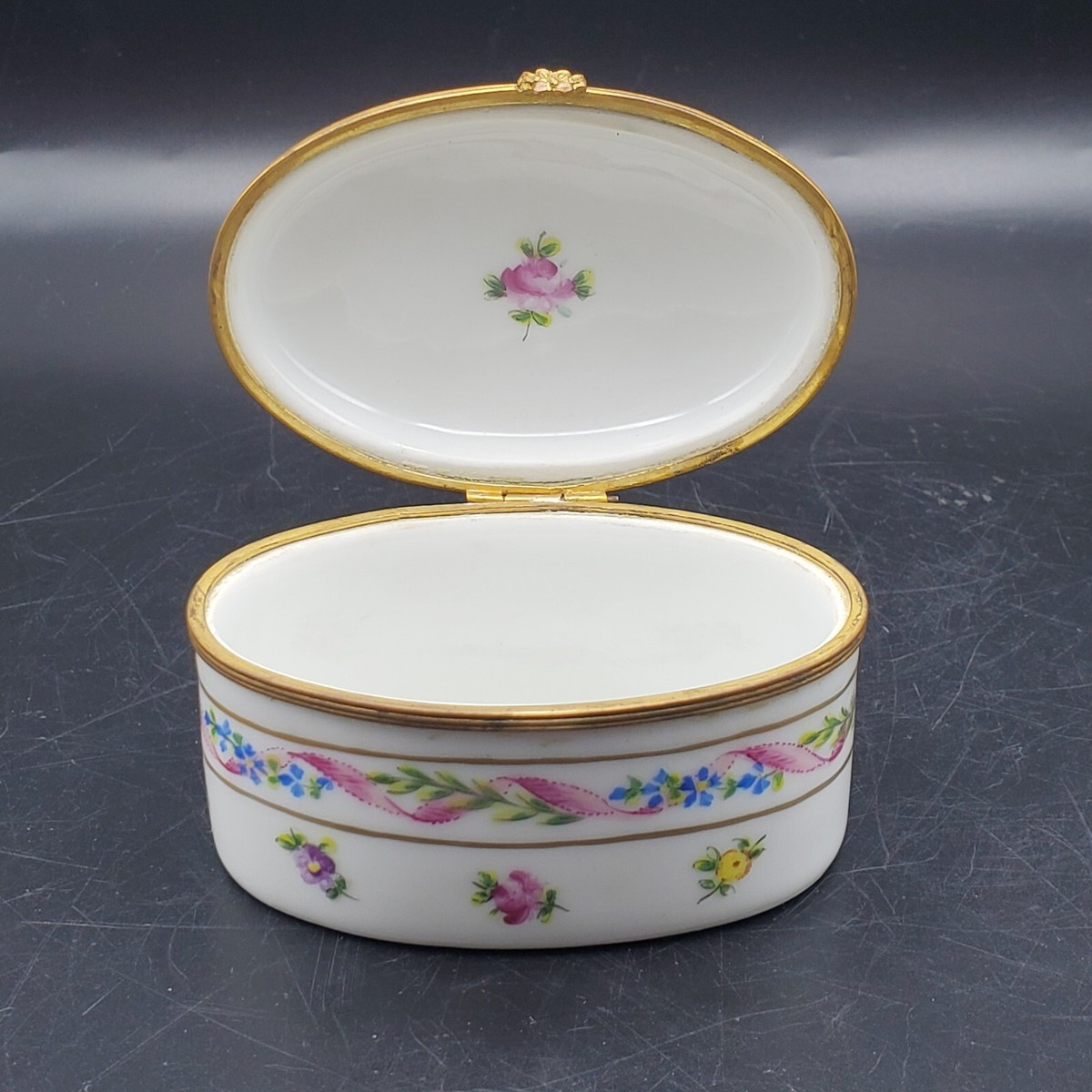 Tiffany& Co. ルタレック リモージュボックス ティファニー Tiffany & Co. Le Tallec Limoges Box From The Black Shoulder