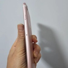 iPhone 7 128GB Unlocked White Smartphone