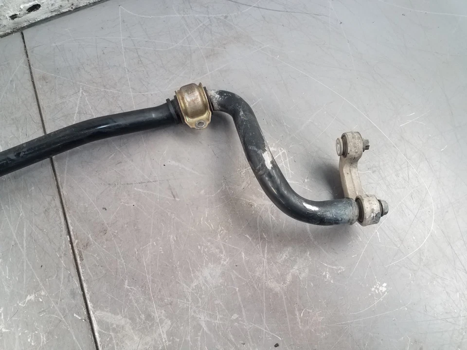 Barra estabilizadora delantera Audi S4 B7 Avant 2006 #2021 J3 Foto 3 de 4