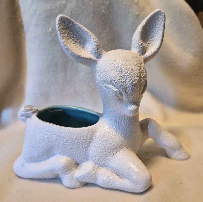 Royal Haegar Deer Planter White Glaze Teal Interior - R-1913 USA - Vintage