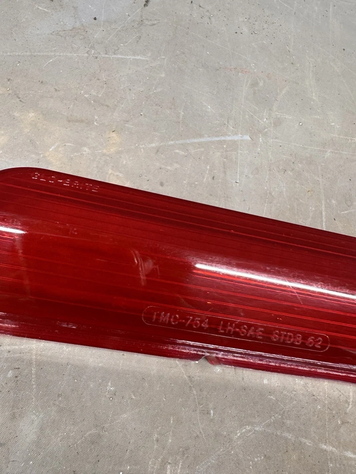1962 Buick Lesabre Invicta Taillight Lens Taillamp Tail Light Lamp Electra 225 Foto 3 de 4