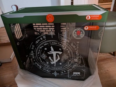 HAVN HS 420 DOOM The Dark Ages Limited Edition Tempered Glass ATX Mid-Tower Case