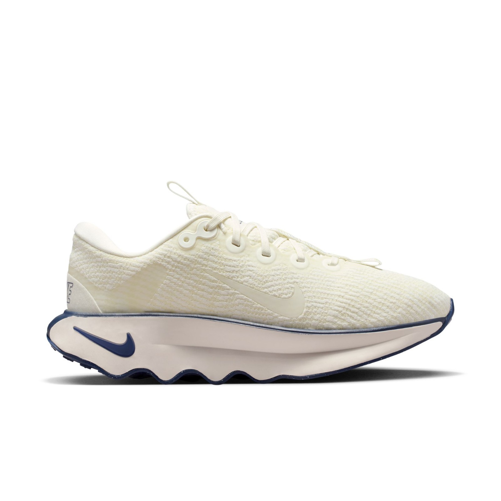 Nike MOTIVA Women's Sail Midnight Navy DV1238-113 Athletic S