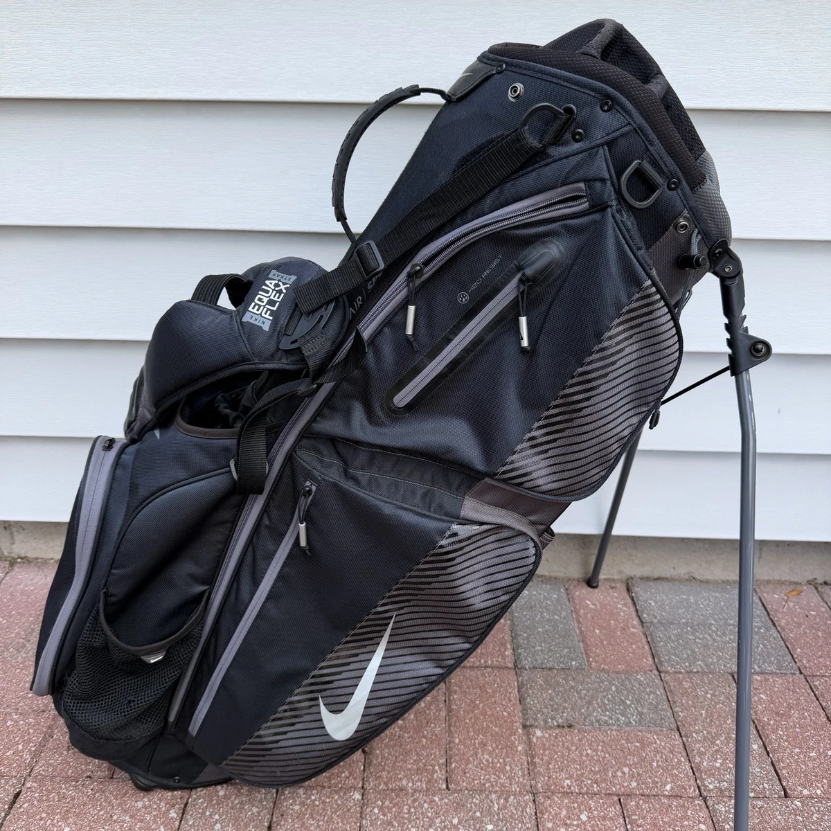 Nike Golf Bags with Dual Strap System for sale | eBay