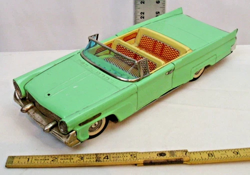 BANDAI 1959 LINCOLN CONTINENTAL MARK III CONVERTIBLE CAR 11" TIN FRICTION JAPAN