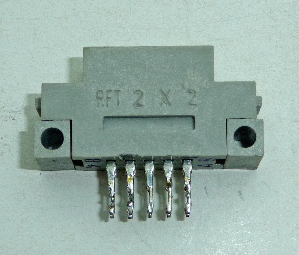 Stecker 8,5mm breit aus EFS-System 10-polig, Lötanschluß - Bild 2 von 2