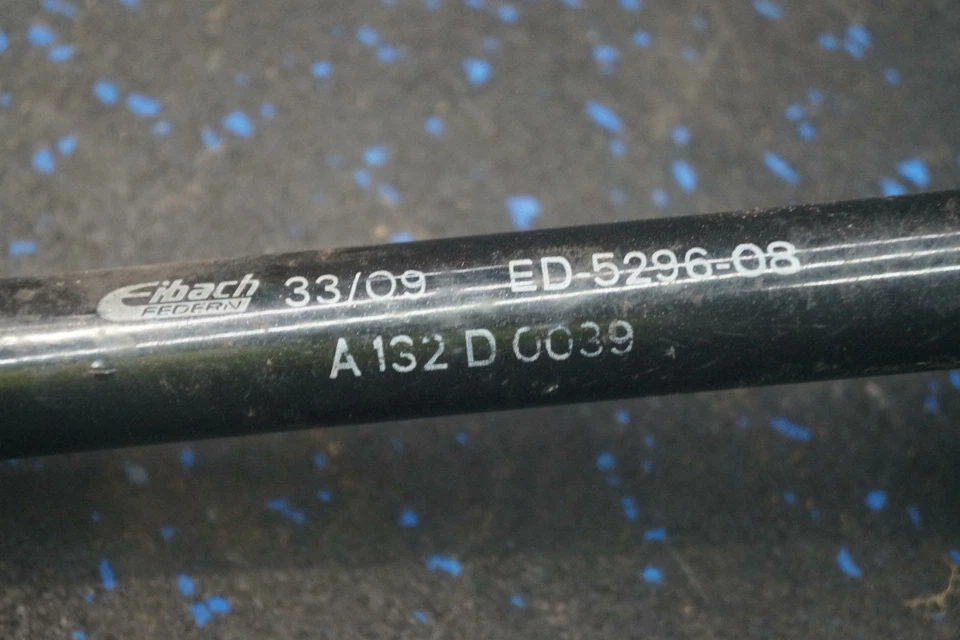 Barra estabilizadora antivuelco de suspensión trasera A132D0039F OEM Lotus Evora 2010 Foto 4 de 4