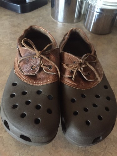 X RARE Men's CROCS Pitcrew ISLANDER 