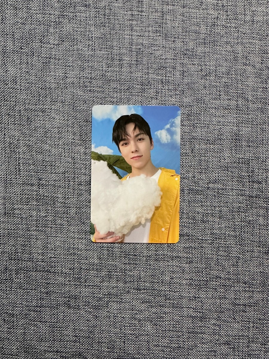 OFFICIAL SEVENTEEN VERNON SEVENTEENTH HEAVEN CARAT VER PHOTOCARD