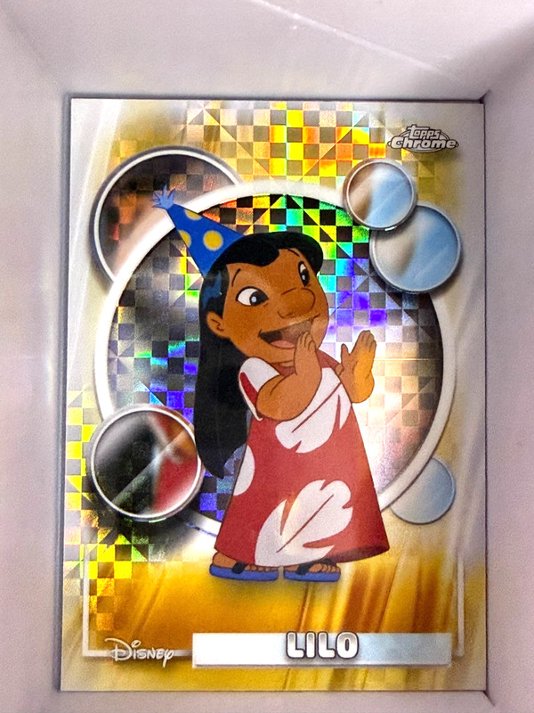 2026 Topps Chrome Disney Lilo #149 Lilo & Stitch X-Fractor Refractor Card