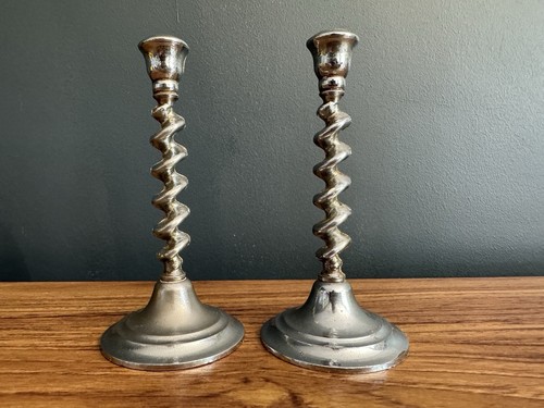 Candelabro cónico vintage de metal - Imagen 2 de 15