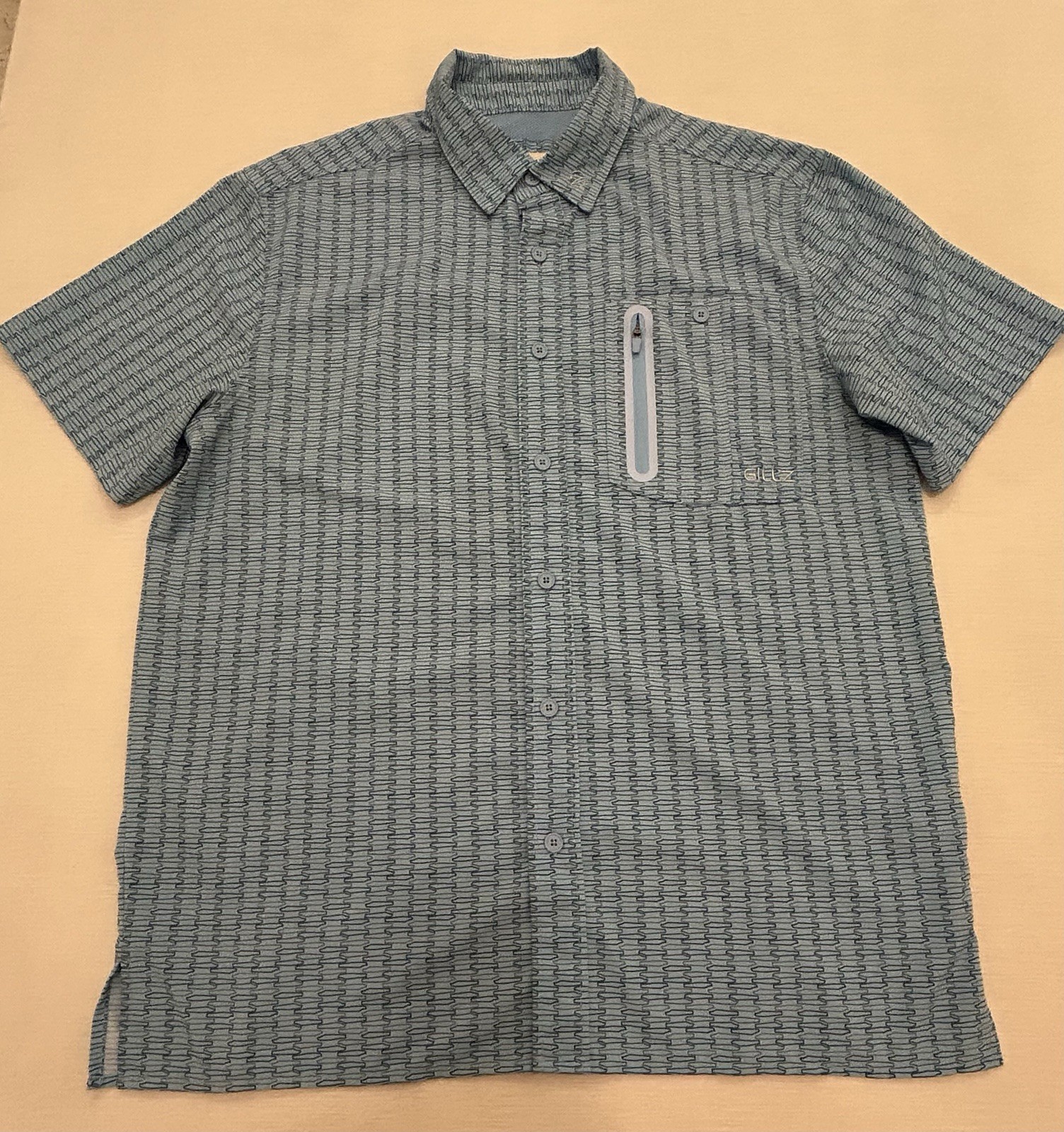 GILLZ Performance Fishing Shirt Mens Medium Blue Short Sleeve Button Up Vented