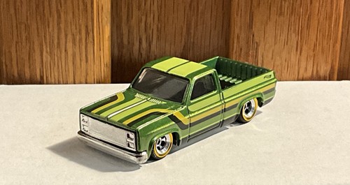 2022 Hot Wheels (‘83 Chevy Silverado) Custom Chase Style Real Riders..Wheel Swap - Picture 11 of 13