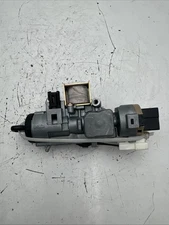 2001 Mazda MPV Wagon Ignition Switch Key SL-33 B374-02