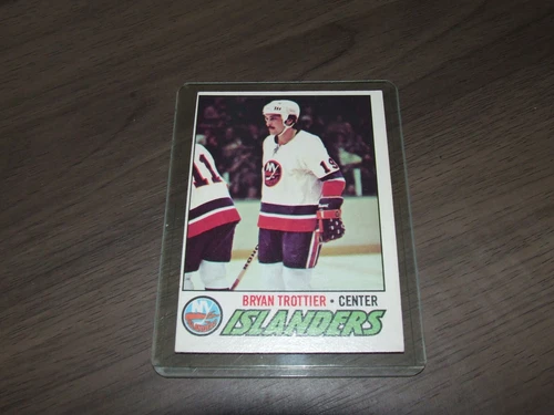 1977-78 O-Pee-Chee # 105 bryan trottier