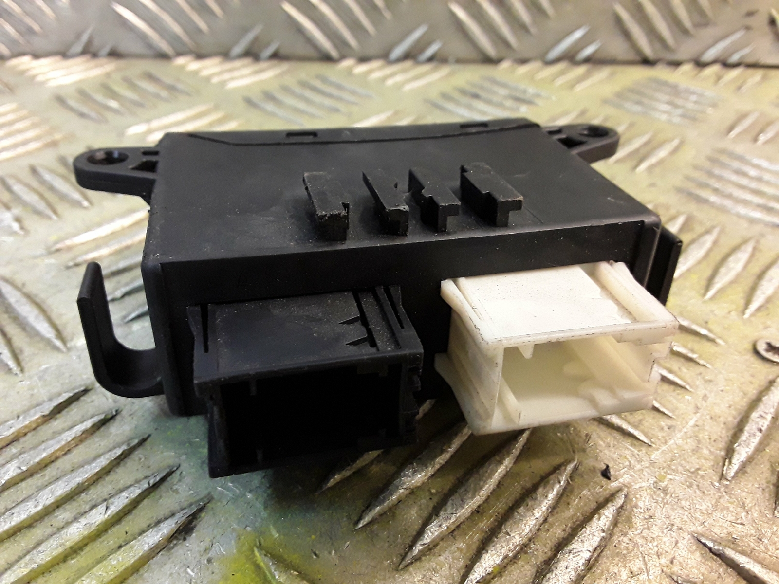 BMW E46 WING MIRROR MEMORY CONTROL UNIT MODULE ECU 3 Series E46 OEM